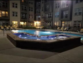 Beautiful Luxury 2BD 2BTH Condo in the heart of upscale Frisco.
